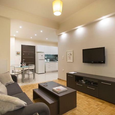 Apartment At Koukaki, 150M From The Metro Athena Bagian luar foto